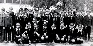 Žirmūnų 7-oji vidurinė mokykla apie 1976-uosius metus.