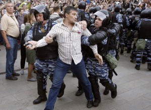 Rusijoje išvaikomas protesto mitingas (3)