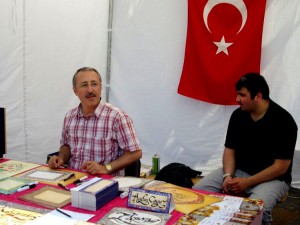 Turkai Rotušės aikštėje (11)