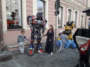 Robotas, stovintis Totorių gatvėje. Slaptai.lt nuotr.