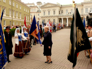 Dalia Grybauskaitė Daukanto aikštėje. Vytauto Visocko (Slaptai.lt) nuotr.